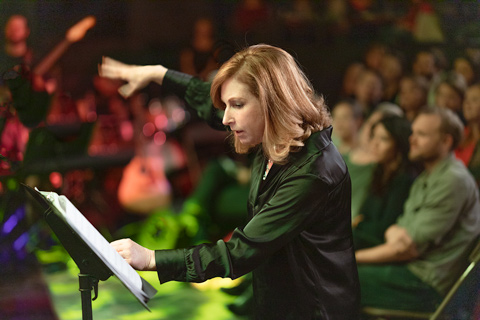 jill teas directing the Voices Rock chorus Denver Colorado